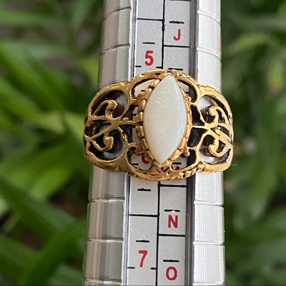 Vintage Genuine Opal and 14KT Gold GE ESPO Ring - Picture 5 of 16